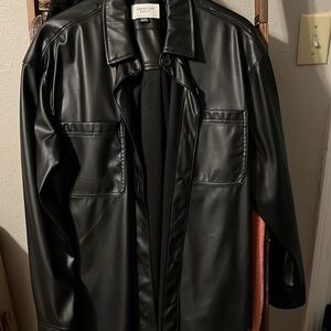 American Eagle Outfitters Men's Sleek Black Shirt Jacket